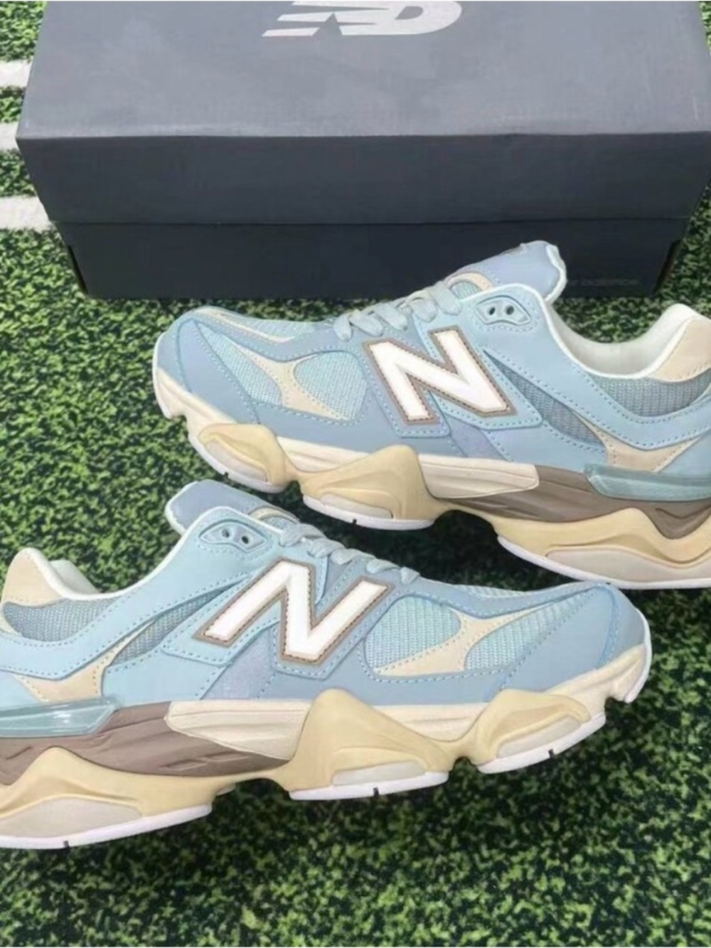 New Balance Light Blue 'N' Logo Chunky Sneakers